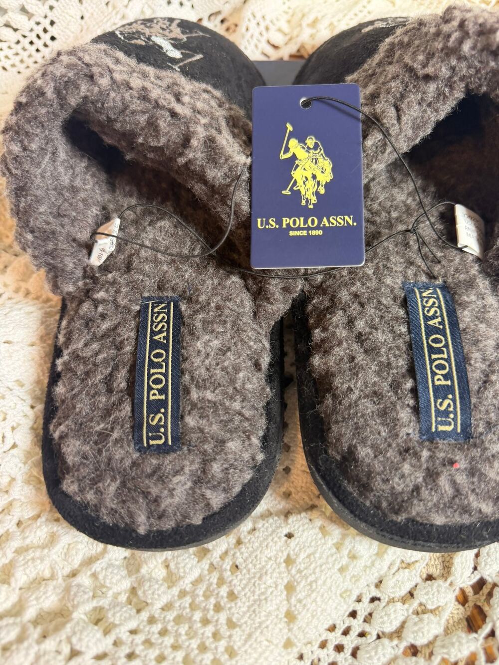 Polo Assn. Women’s Faux Fur Scuff Slippers Black Gray sz 9/10
